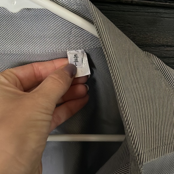 Mens L 16/41 Armani dress shirt - Picture 2 of 3